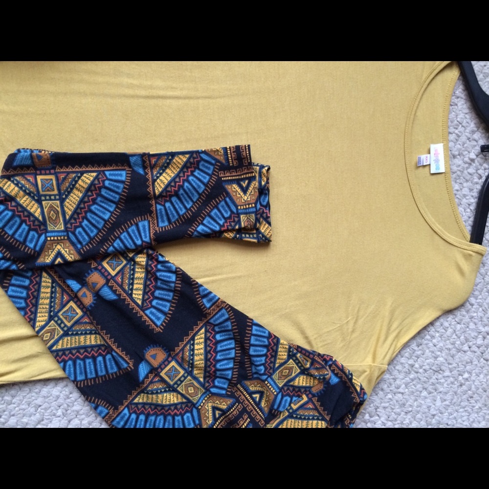 Lularoe outfit: os leggings with XXS Irma top